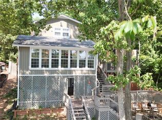 1064 Pinehaven Dr, New London, NC 28127