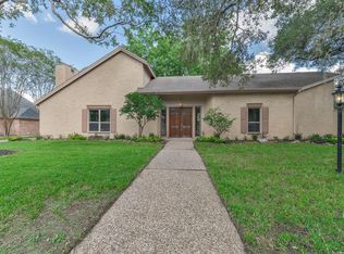 731 Plainwood Dr, Houston, TX 77079