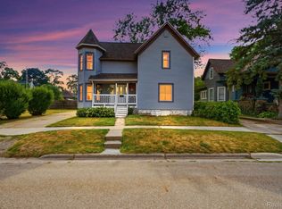 205 N Mackinaw St, Durand, MI 48429