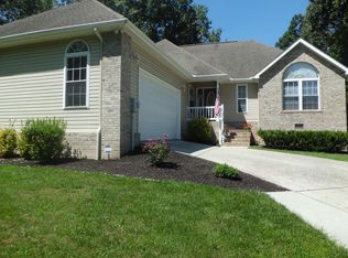 7332 Kanapolis Dr, Crossville, TN 38572