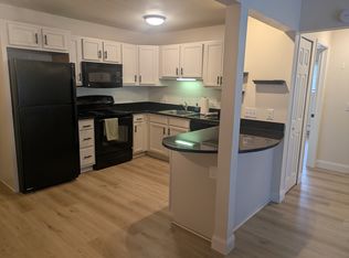 2425 Torquay Ave #101A, Royal Oak, MI 48073