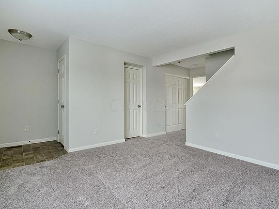 4th image of 4247 Buck Creek Dr