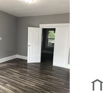 3 bed, $900 — Photo 4