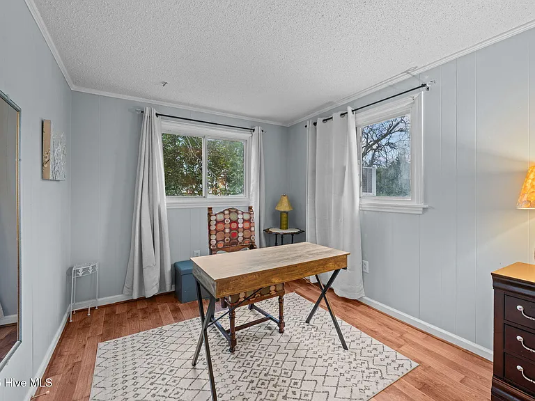 411 George St #4 — Photo 7