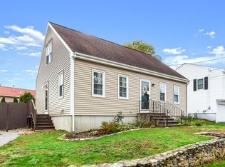 170 Hathaway Commons Rd, Fall River, MA 02720