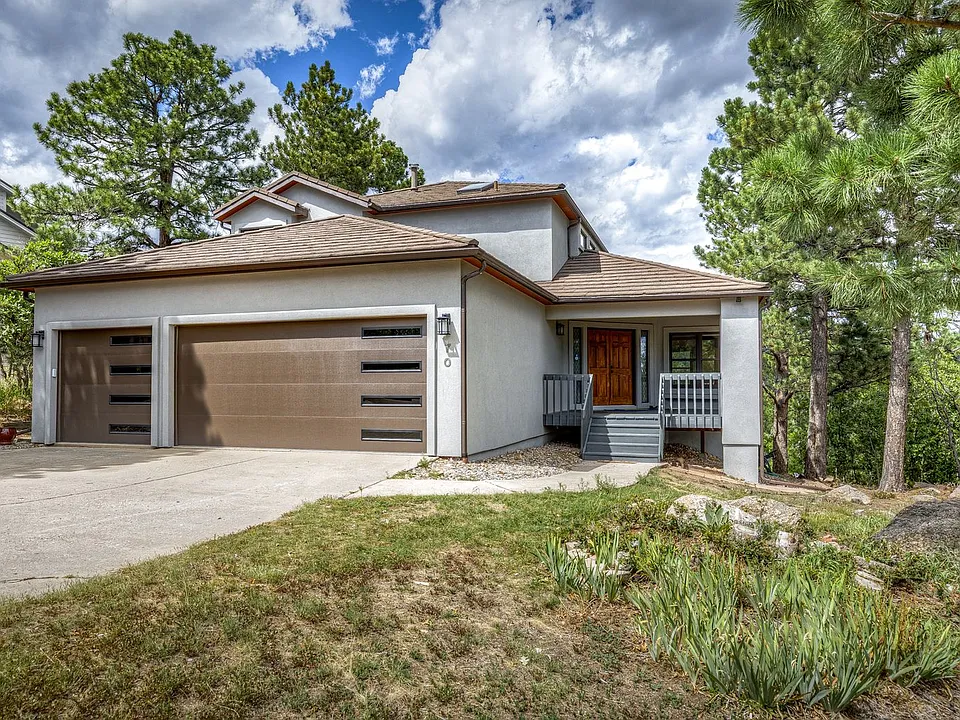 70 Beckwith Dr