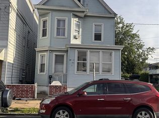 20 2nd Ave, Paterson, NJ 07524