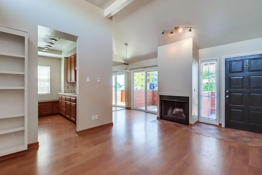 1 bed, 640 sqft, $2,895 — Photo 1
