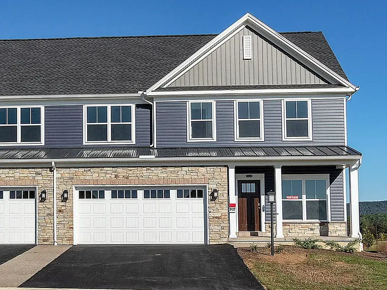 159 Aeropointe Ln — Photo 1