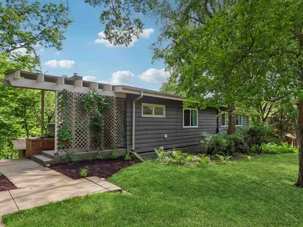 300 Kimball Rd, Iowa City, IA 52245