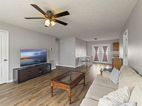5th image of 4266 Kayla Cir