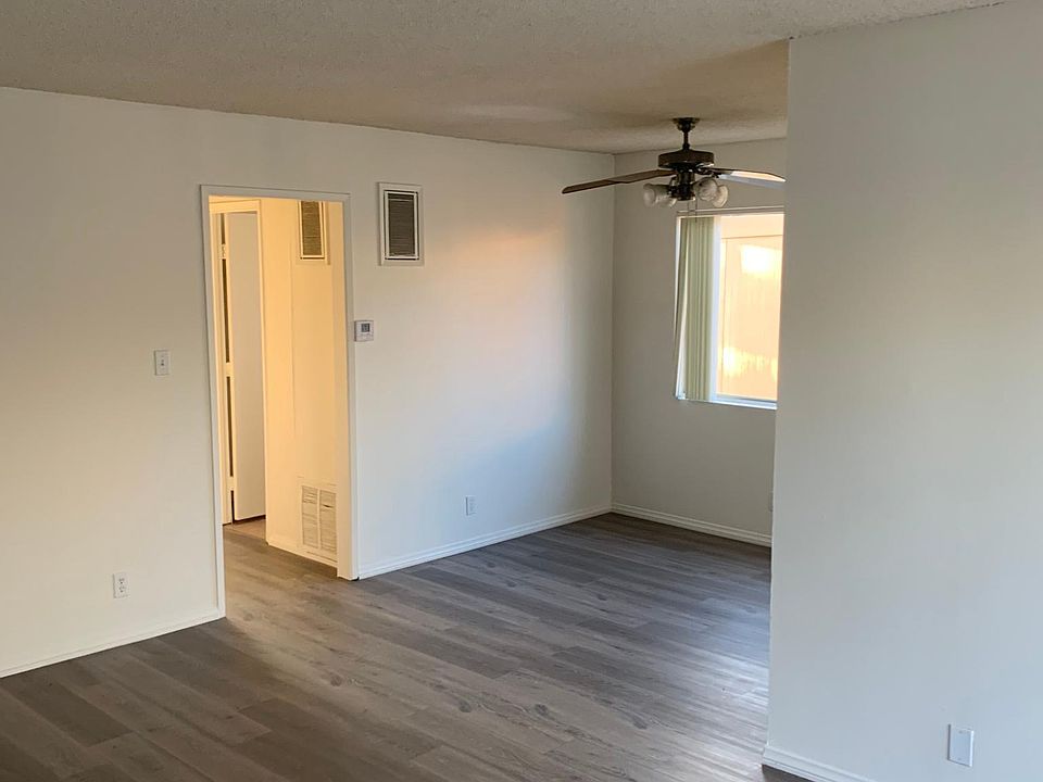 2nd image of 10023 Sepulveda Blvd