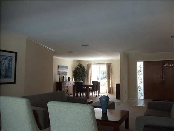 4th image of 5652 Country Lakes Dr