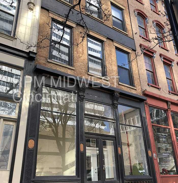 1st image of 15 E Court St