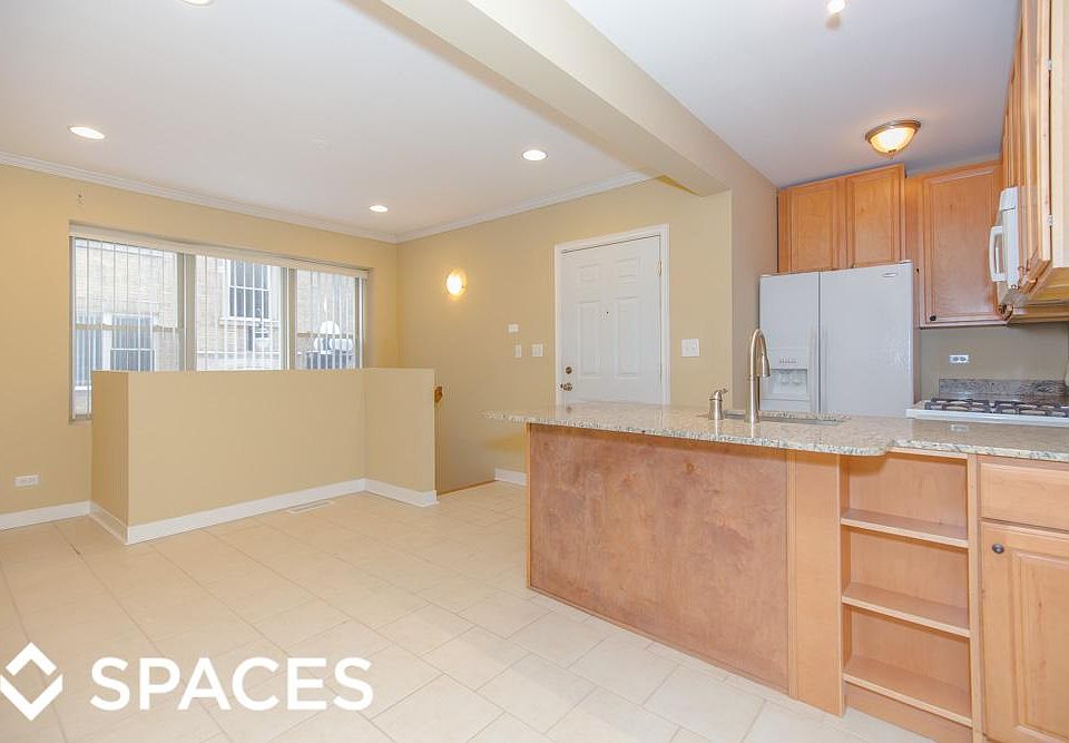 1st image of 2724 W Lunt Ave #N_one