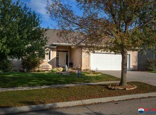 4644 Shirl Ct, Lincoln, NE 68516
