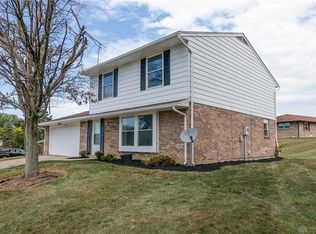 7078 Sandalview Dr, Dayton, OH 45424