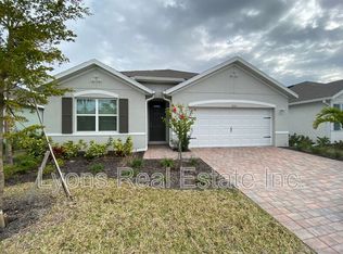 20347 Camino Torcido Loop, North Fort Myers, FL 33917