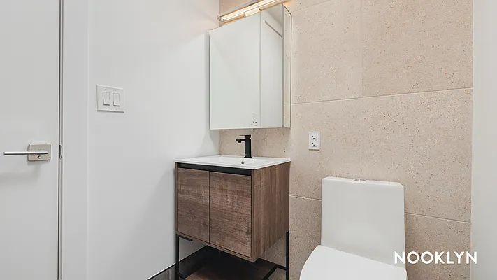 Rented by Nooklyn NYC LLC | media 99