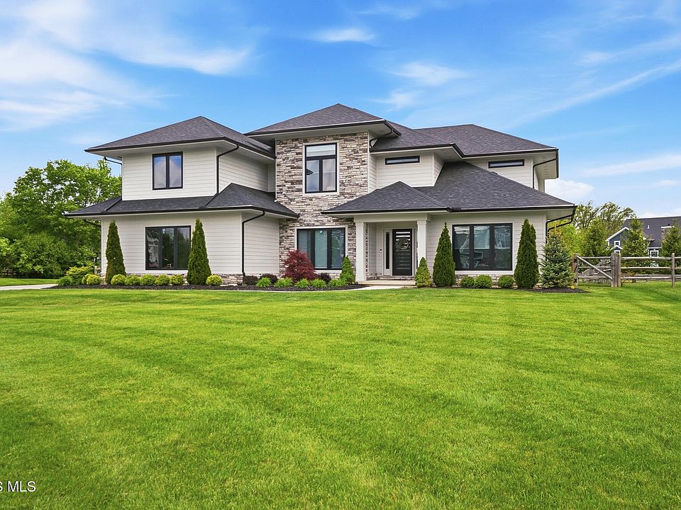 1st image of 4225 Thornbury Ct