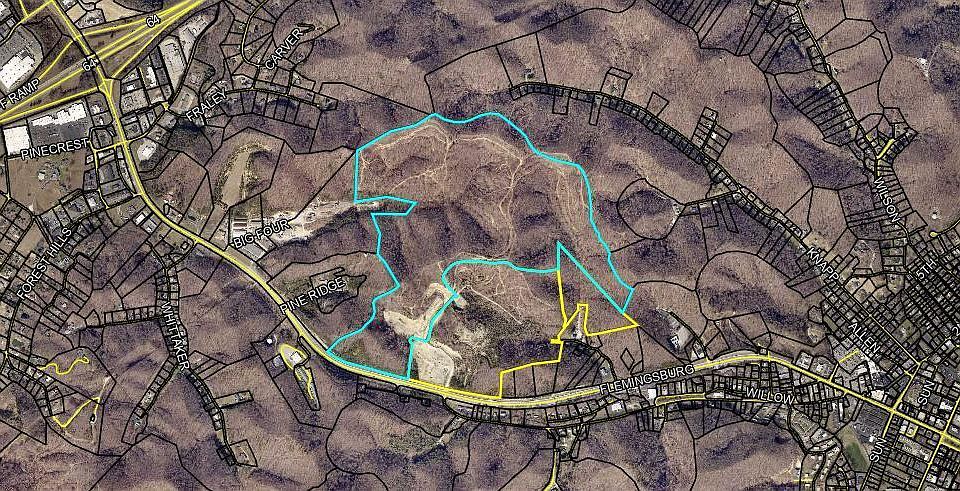 2nd image of 1100 Flemingsburg Rd