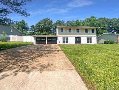 6825 Birdie Ln, Saint Louis, MO, 63129
