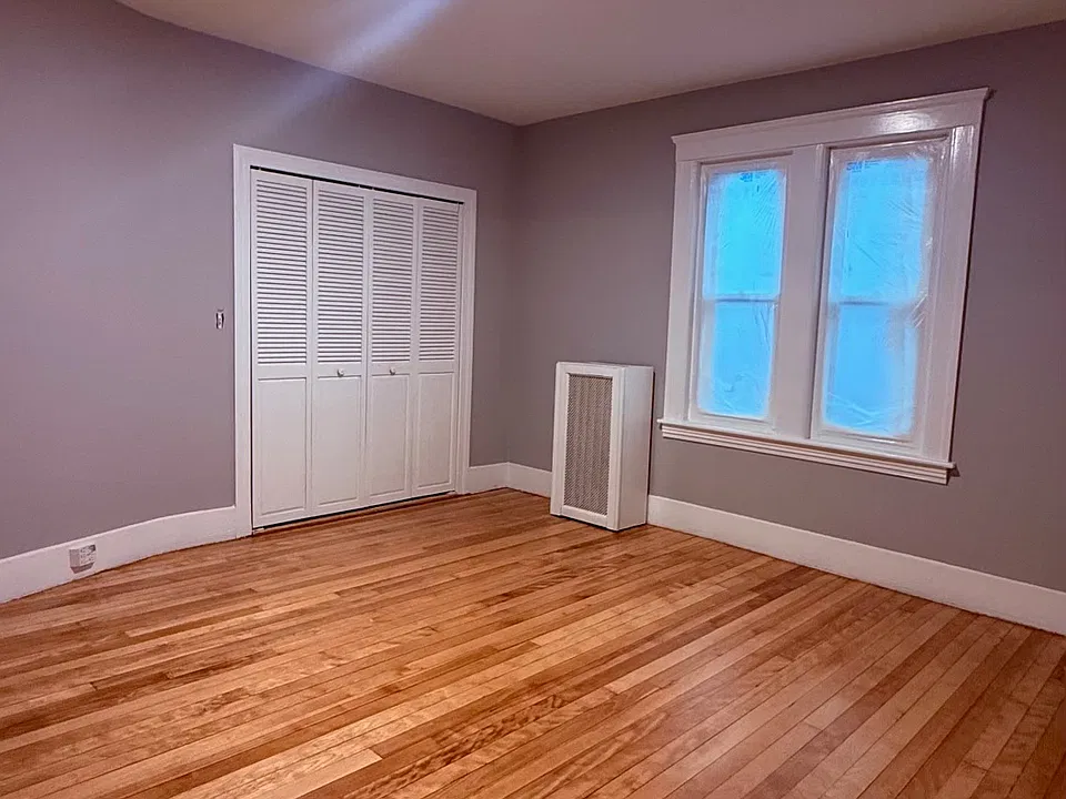 22 Plantation St #1