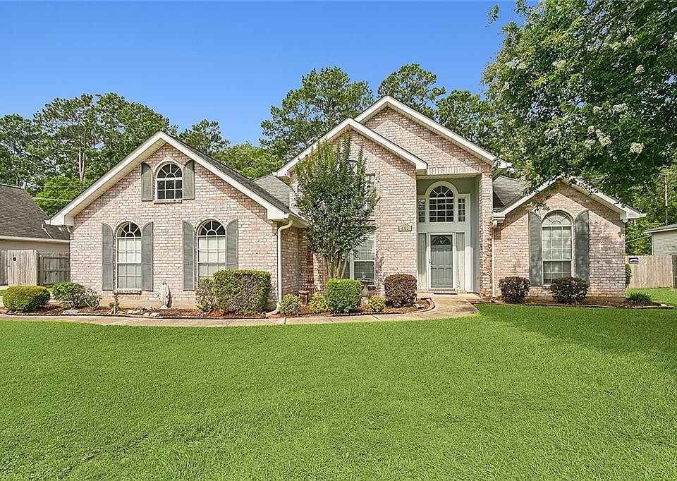 1st image of 441 Turnwood Dr