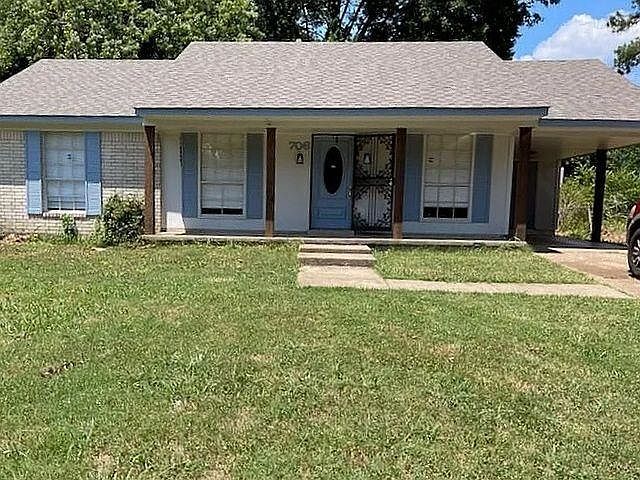 1st image of 706 Northaven Dr