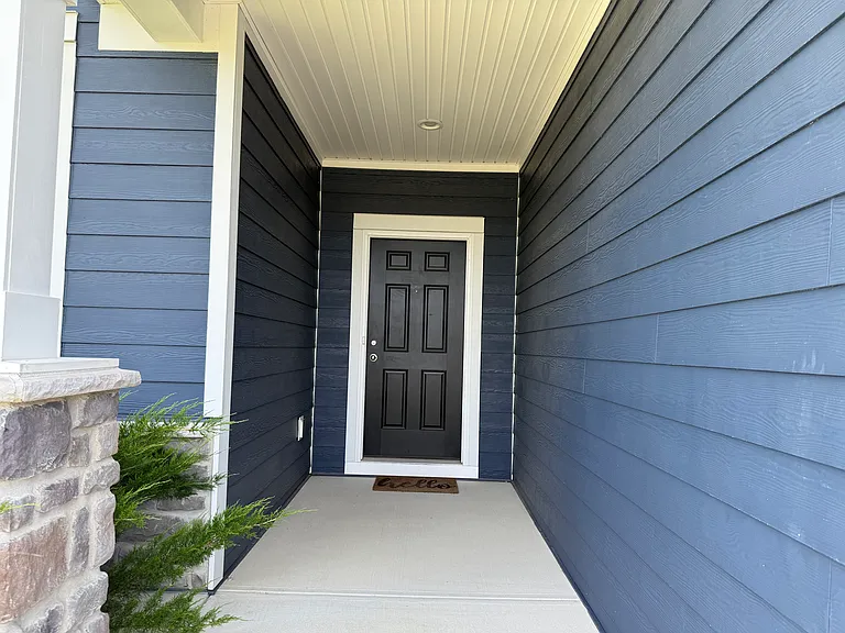 2932 Beechwood Dr — Photo 3
