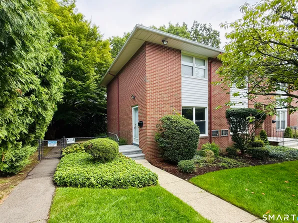 1 Willowbrook Court #1, Stamford, CT 06902