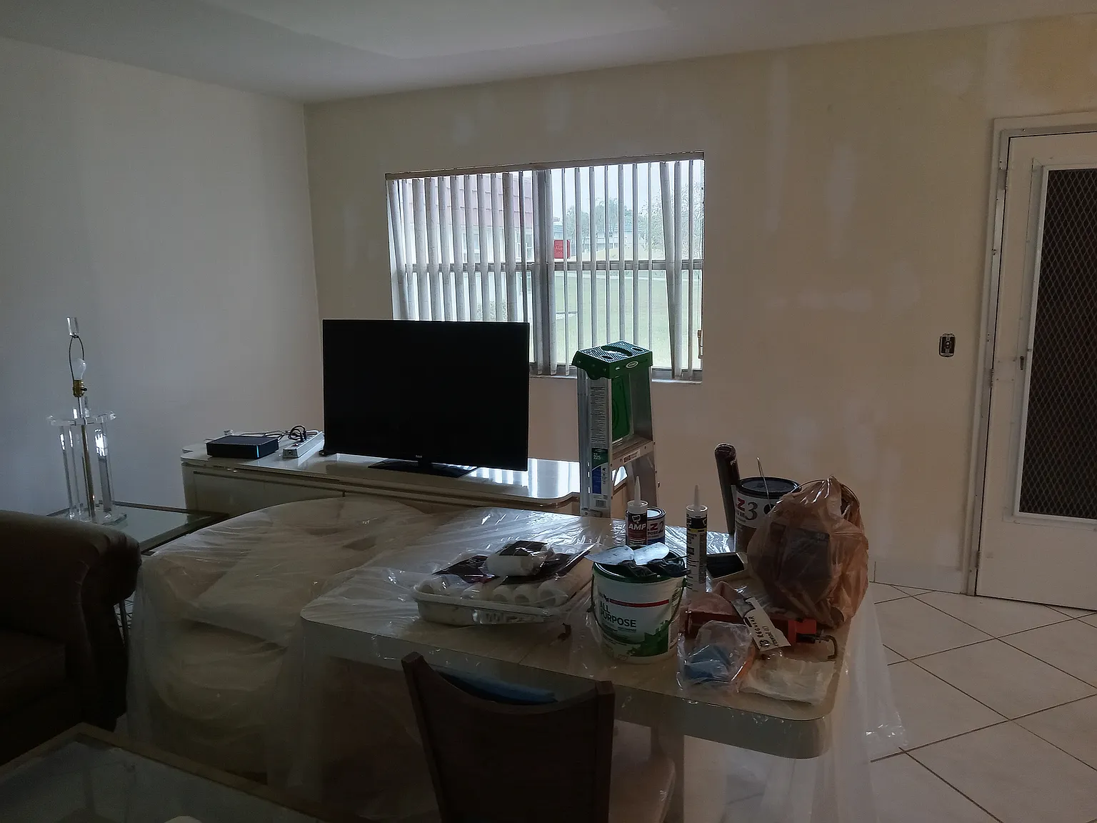 2 bed, 883 sqft, $1,650 — Photo 2
