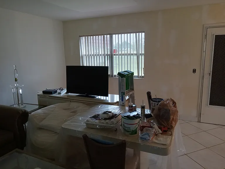 209 Waterford Cir #I — Photo 2