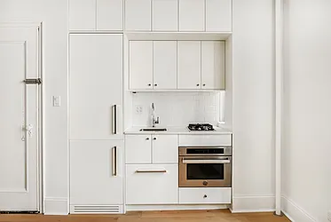 Rented by Akelius Real Estate Management