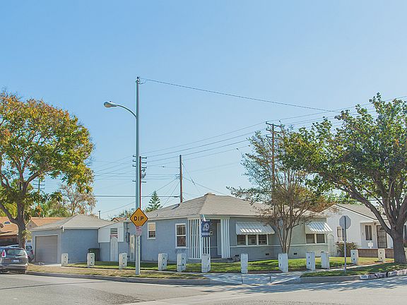 2nd image of 11202 Crossdale Ave