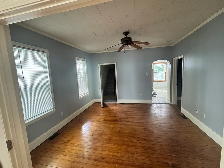 602 Durfee St #1 — Photo 6