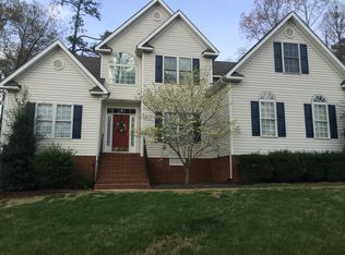 12325 Petersburg St, Chester, VA 23831