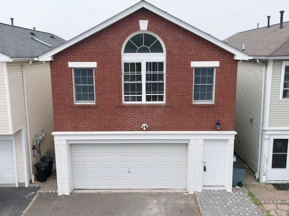57 Grieco Dr, Jersey City, NJ 07305