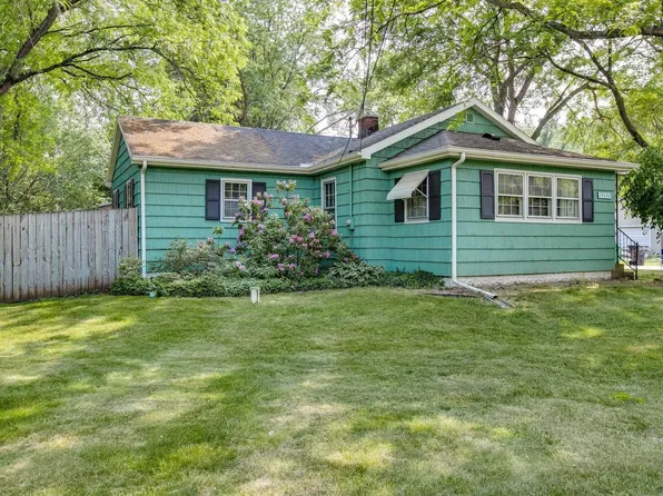 19430 Brick Rd, South Bend, IN 46637