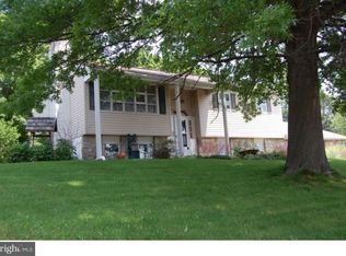 575 Swamp Creek Rd, Bechtelsville, PA 19505