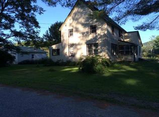 8 Pucker St, Warrensburg, NY 12885