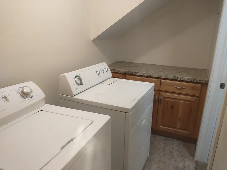 690 N 970 W — Photo 7