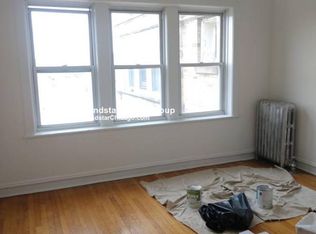 4414 N Whipple St, Chicago, IL 60625