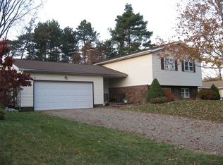 7534 Birch Dr, Fairview, PA 16415