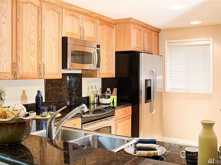 776 126th Ave NE #776 — Photo 1