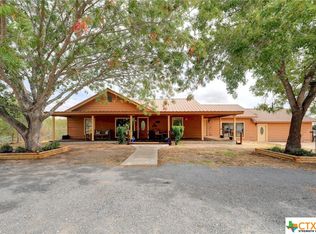 1233 Hoover St, Luling, TX 78648