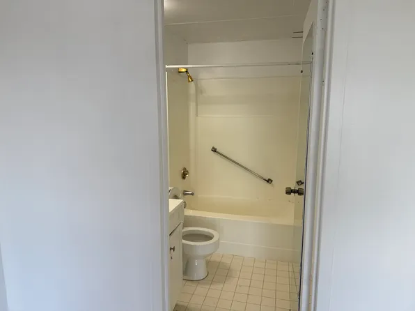 60 Strawberry Hill Ave Unit 1216, Stamford, CT 06902