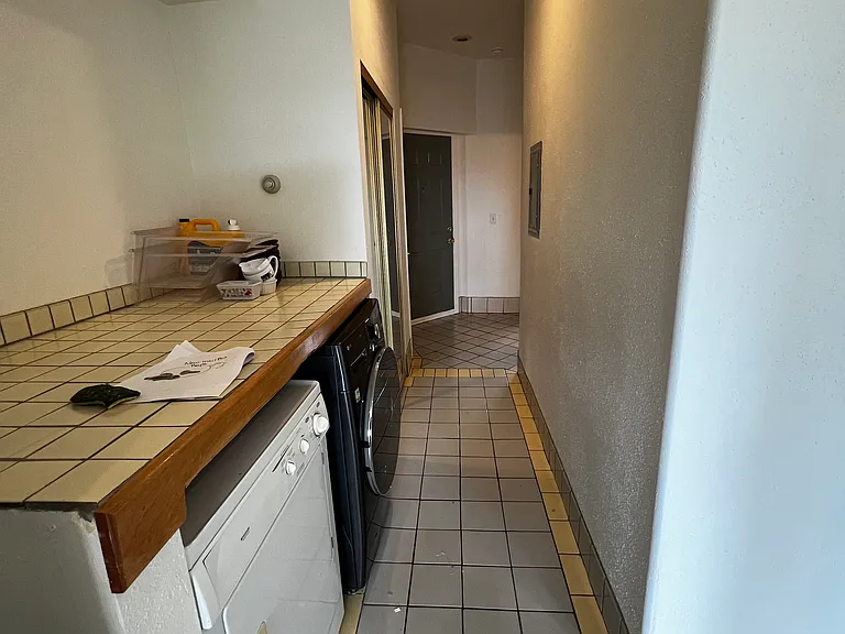 1817 W 7th Ave #5 — Photo 7