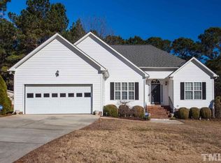 105 Regent Ct, Clayton, NC 27527