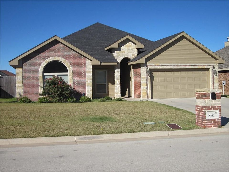 1st image of 850 Flat Water Dr